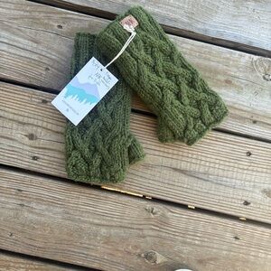 Ark Handmade Olive Green Cable Knit Fingerless Gloves